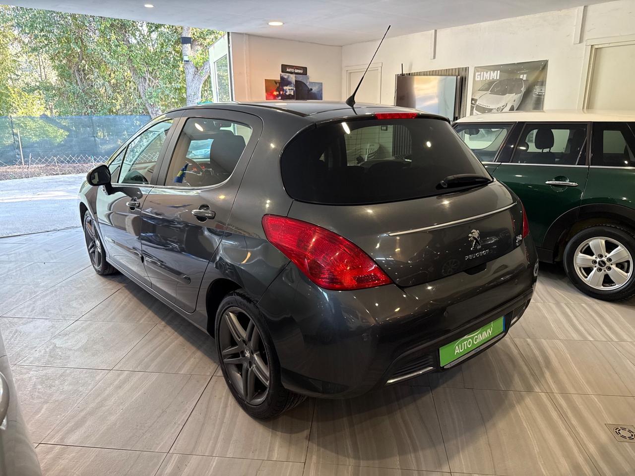 Peugeot 308 1.6 diesel anno 2013 neopatentati
