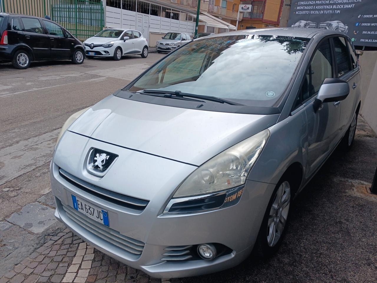 Peugeot 5008 1.6 HDi 7 POSTI