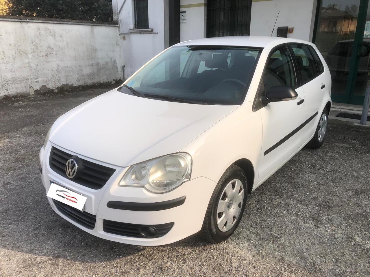 VOLKSWAGEN POLO 1.2 BENZINA