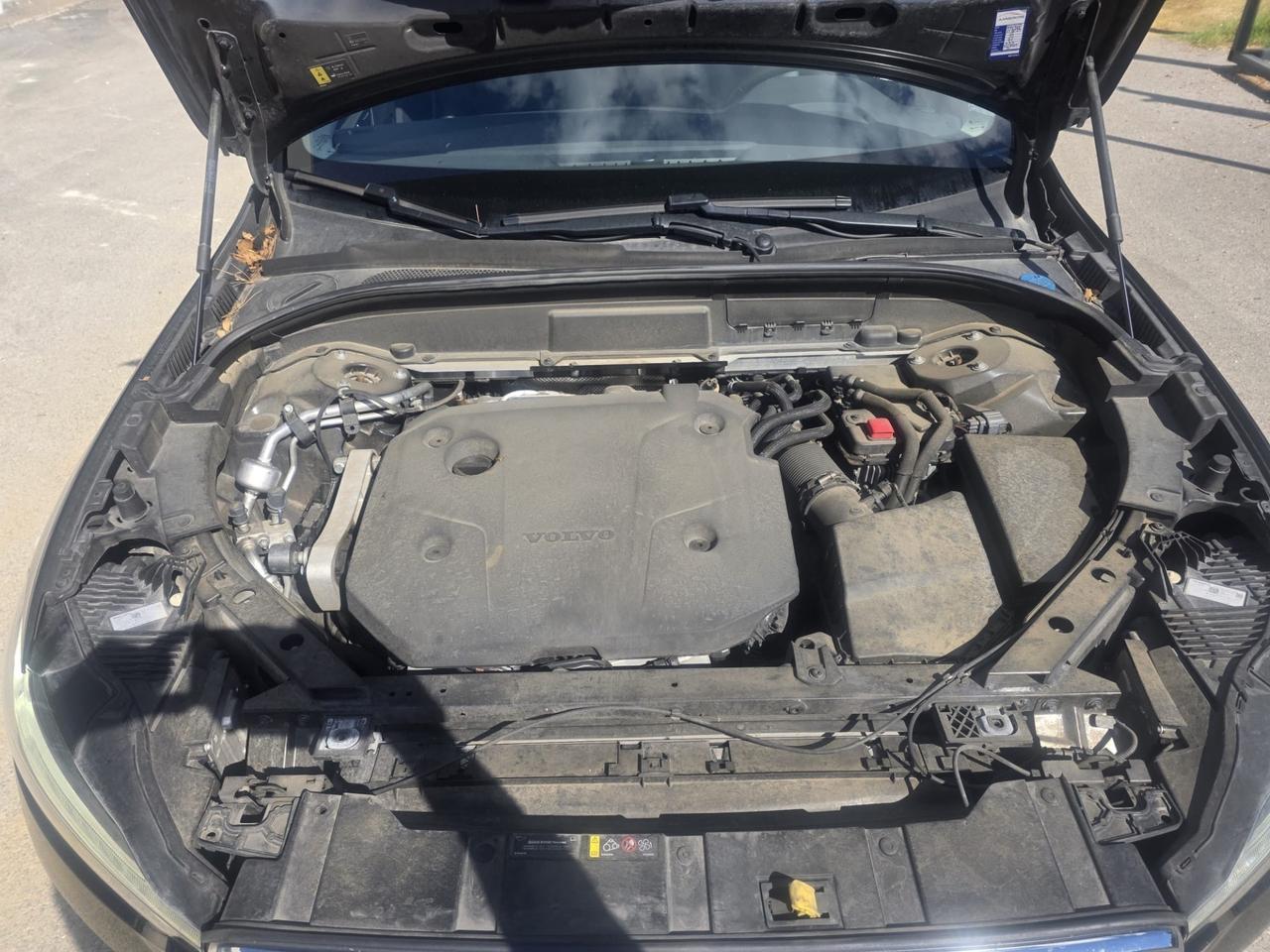 Volvo XC 60 XC60 B4 automatico Plus Dark
