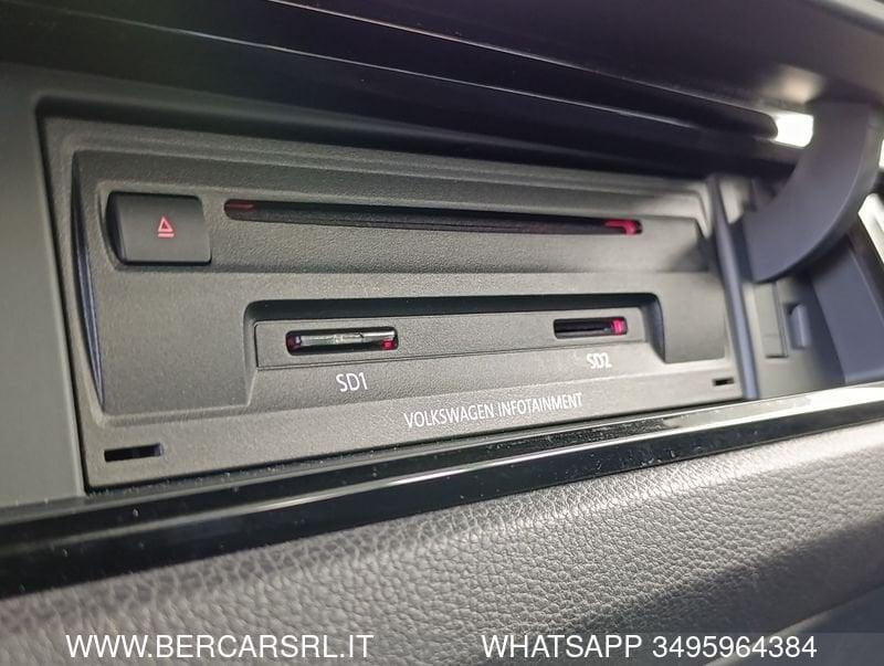 Volkswagen Touran 2.0 TDI 150 CV DSG Executive BlueMotion Technology*7 POSTI*