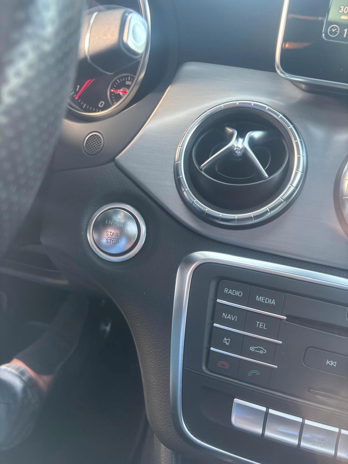 Mercedes-benz CLA 200 d S.W. 4Matic Automatic Premium