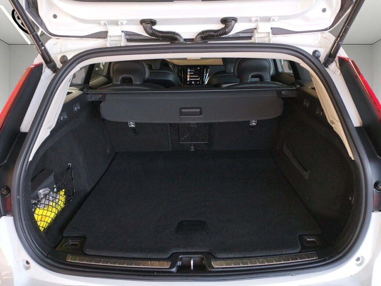 Volvo V60 Cross Country 2.0 d4 Business Plus awd geartronic my20