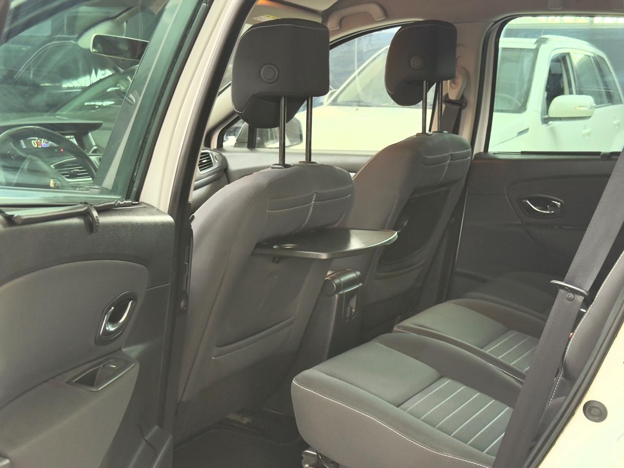 Renault Scenic Scénic XMod dCi 110 CV EDC Limited