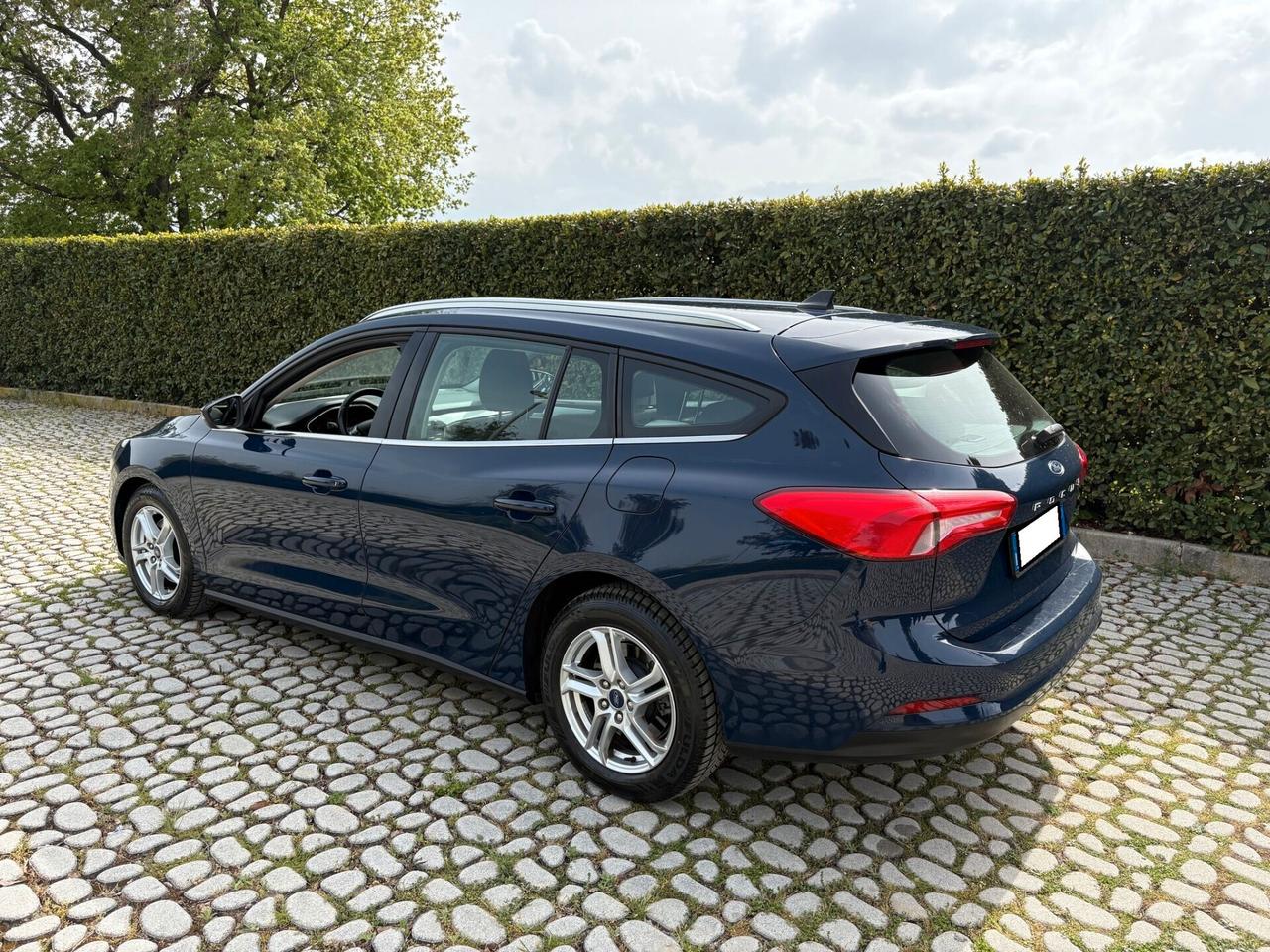 FORD Focus 1.5EcoB Aut-S SW Bus. Co-Pilot 2020