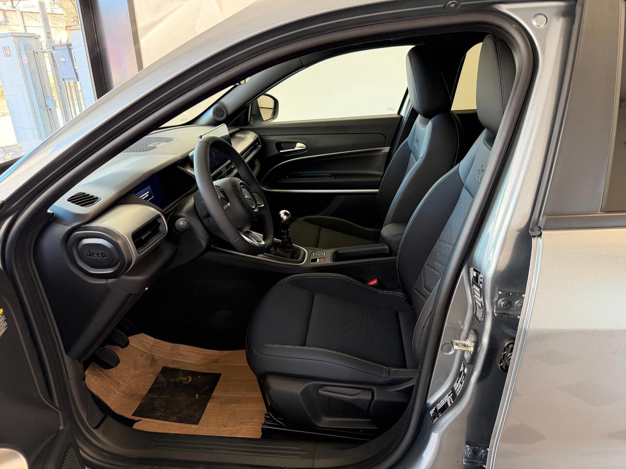 Jeep Avenger 1.2 Turbo 100 CV Summit