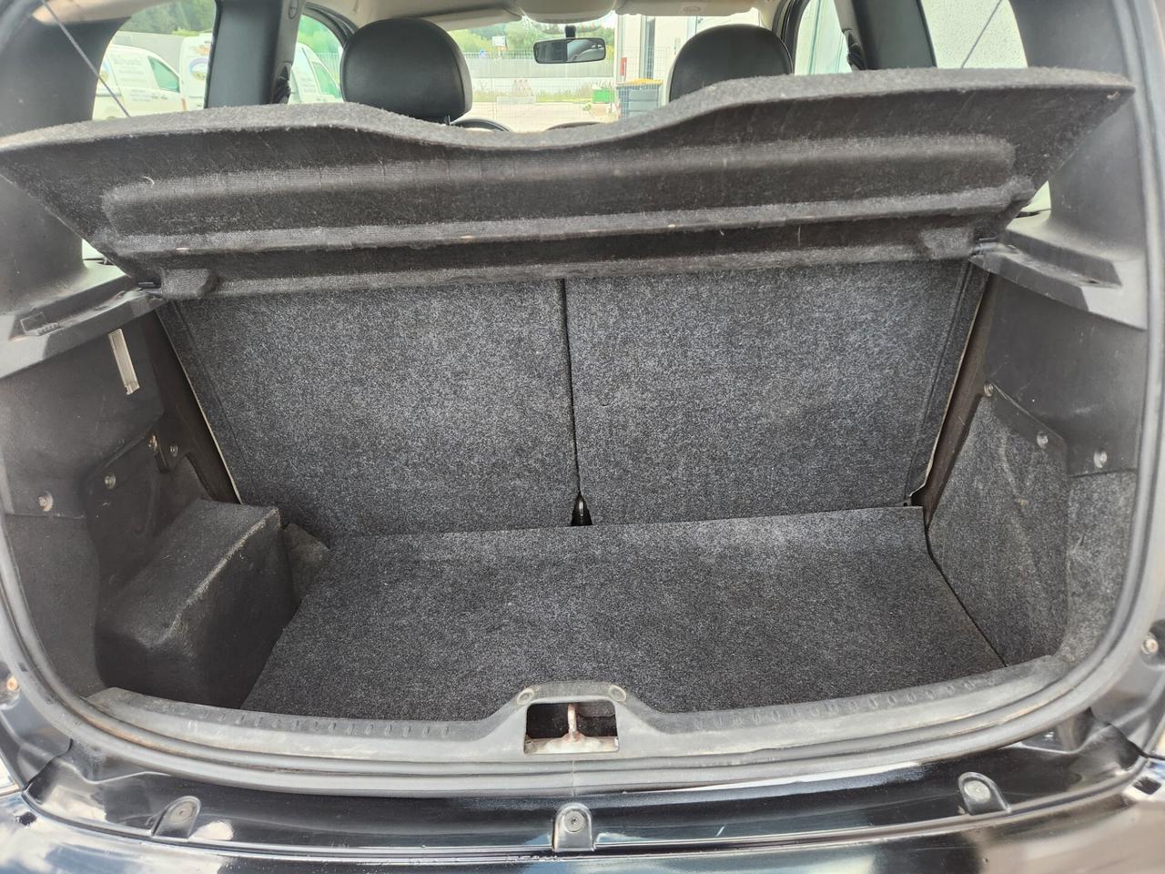 Lancia Ypsilon 1.2 Platino X NEOPATENTATI