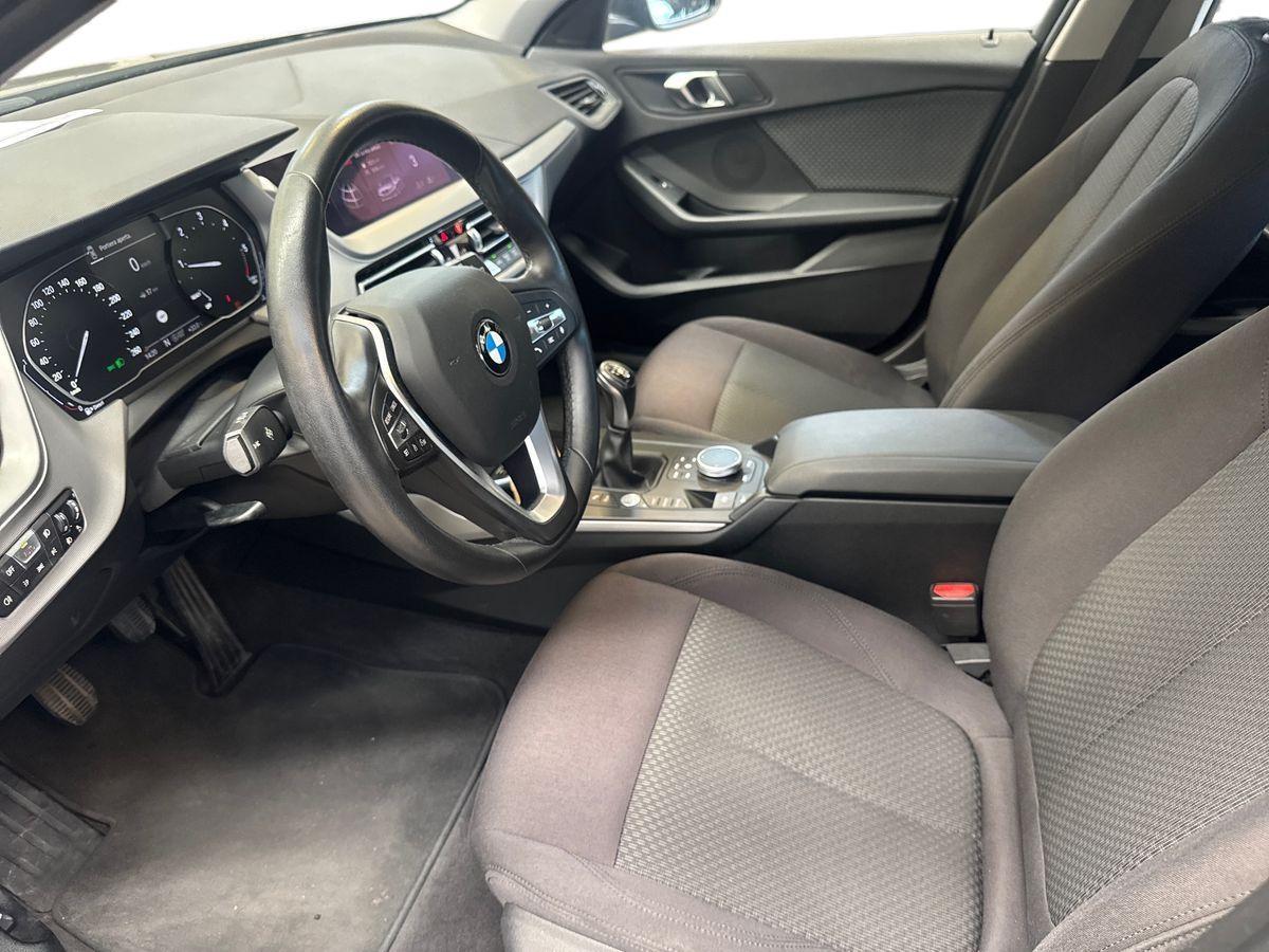 BMW Serie 1 F40 - 116d Business Advantage