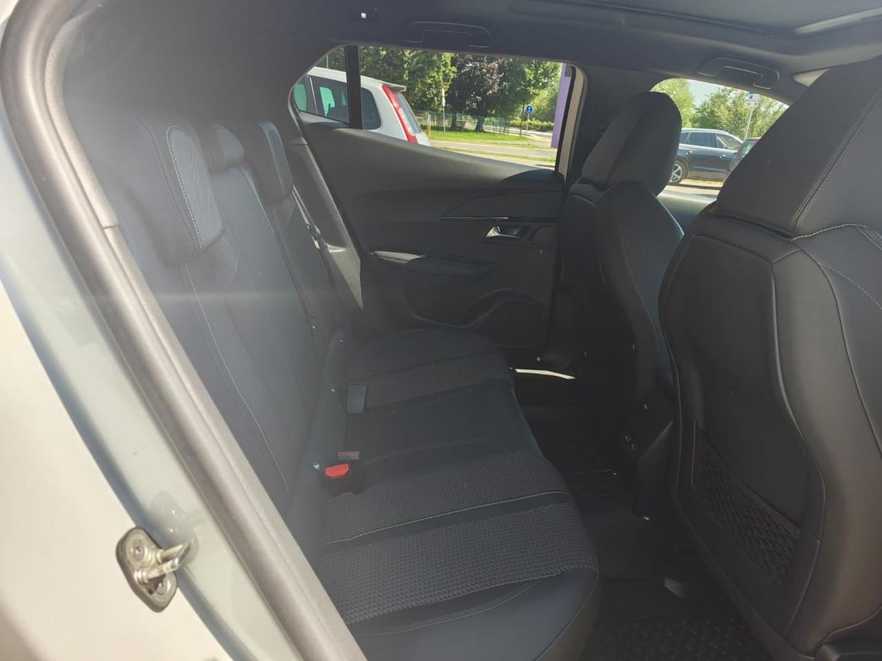Peugeot 2008 GT Line 1.5 Blue HDI 130 #11855