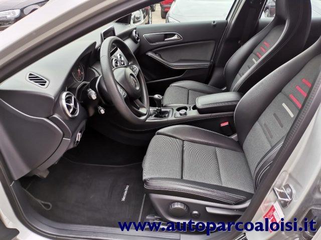 MERCEDES-BENZ A 180 d Business