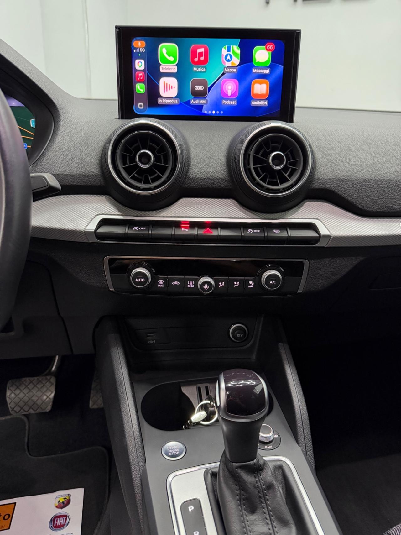 Audi Q2 30 TDI S tronic Identity Black