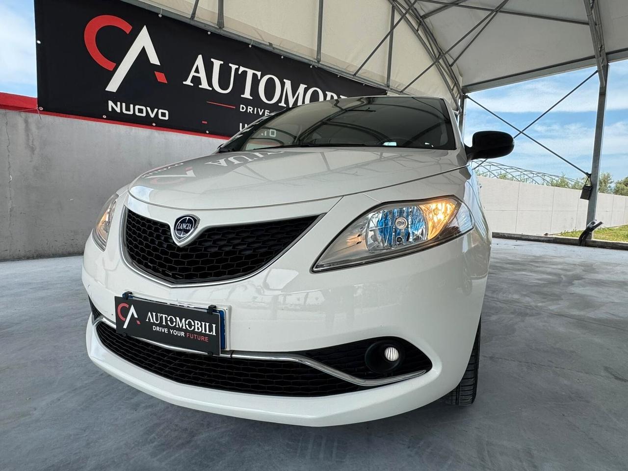 Lancia Ypsilon 1.2 69 CV 5 porte Gold