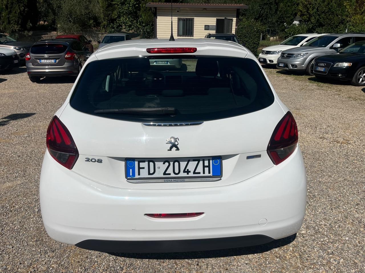 Peugeot 208 PureTech 82 5p. Allure
