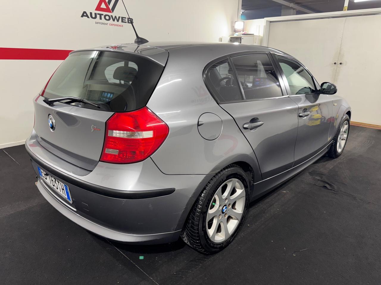 Bmw 116 116i cat 5 porte Futura* NEOPATENTATI* * REGALO SPECIALE DA AUTOWEB *