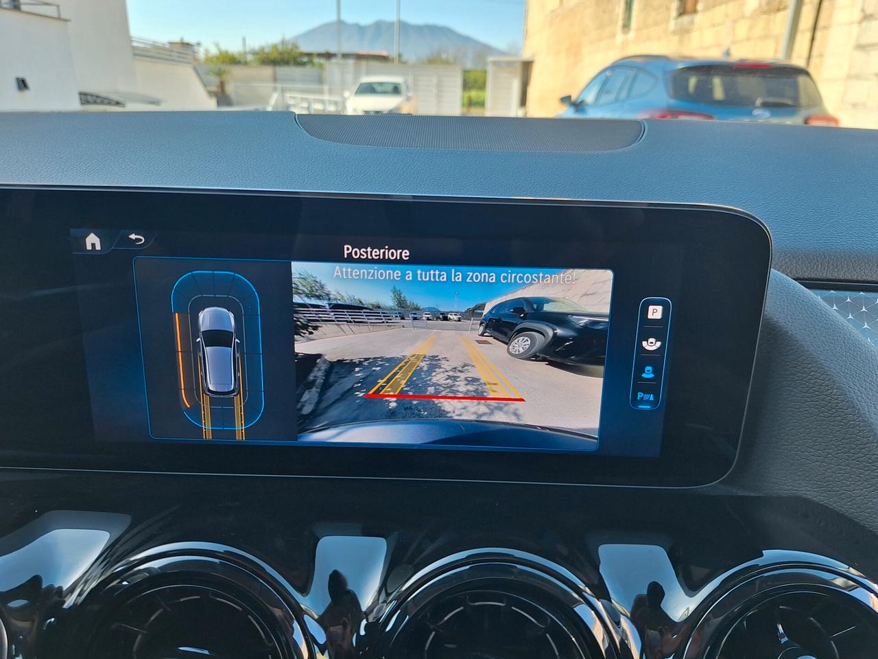 Mercedes-benz B 180 Automatic Advanced RETROCAM- 2023