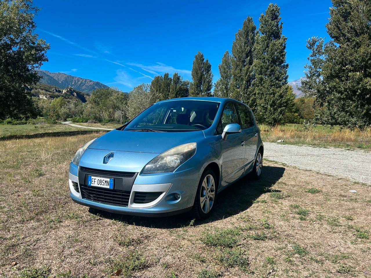 Renault Scenic Scénic X-Mod 1.5 dCi 110CV Luxe