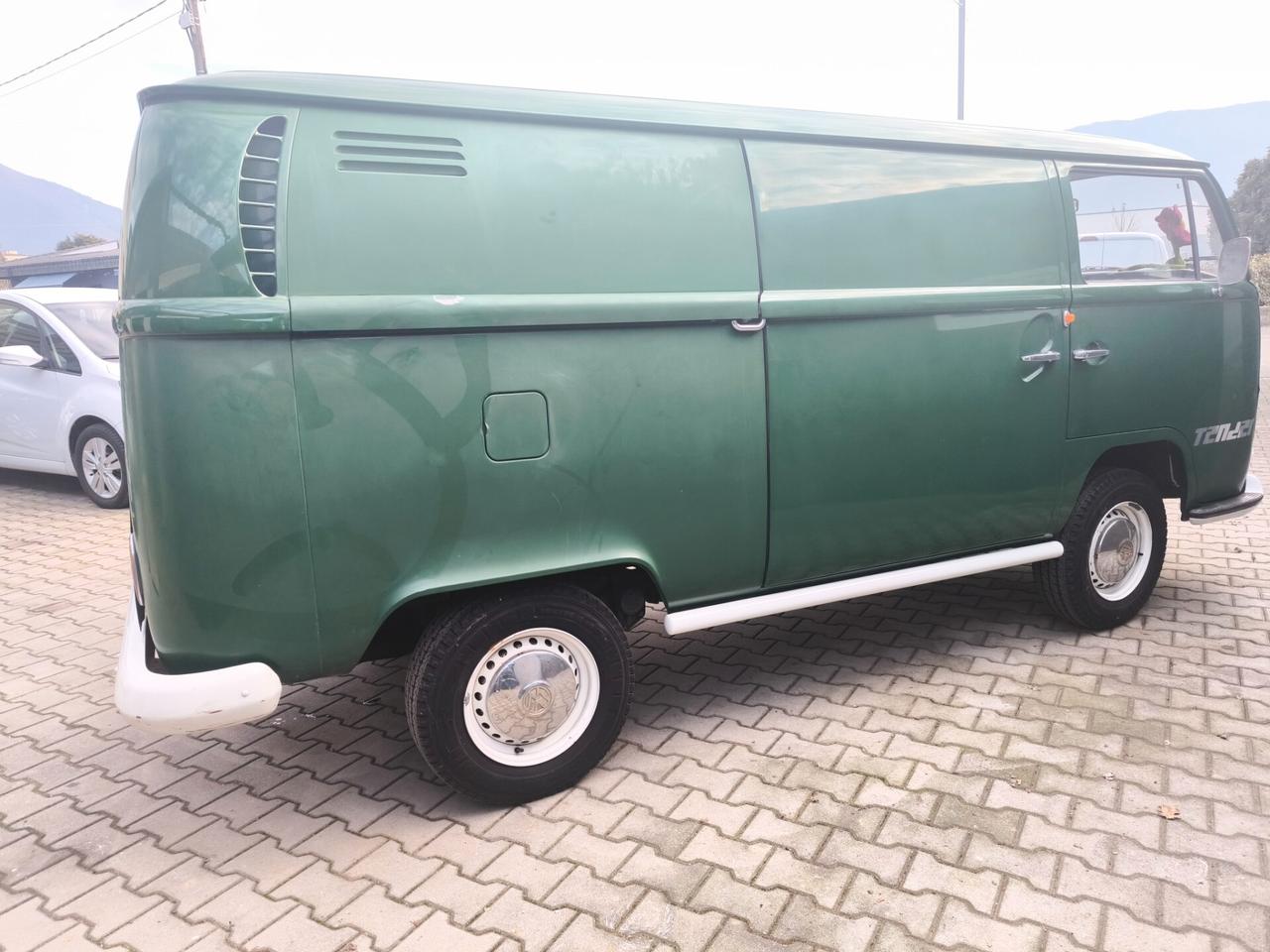 Volkswagen T2 1,6 BENZINA- I°SERIE – 1971 -FRECCE BASSE