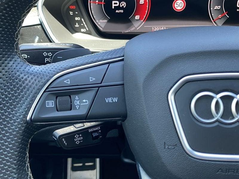 Audi Q3 SPB S Line interno ed esterno 2.0 TDI 150CV S-Tronic 35