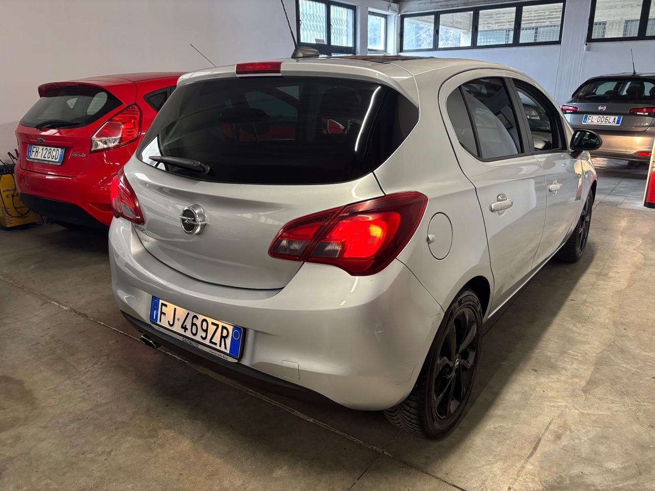 Opel Corsa 1.2 BENZINA bi-color | OK NEOPATENTATI |