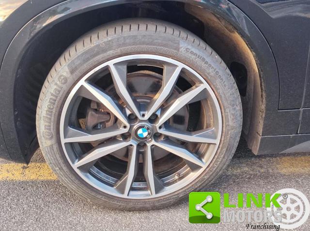 BMW X2 xDrive25e M sport, M tech black night