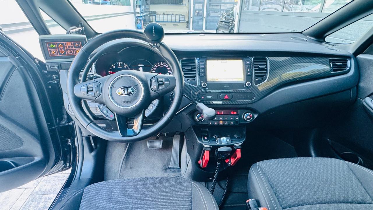 Kia Carens 1.7 CRDi Guida Disabili