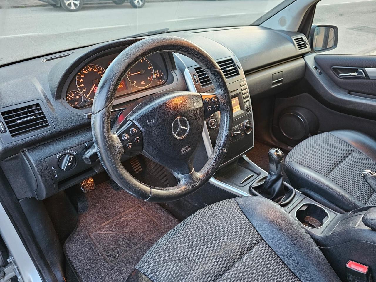 Mercedes-benz A 180 CDI 110cv Avantgarde*Pelle*Cerchi*Neop*