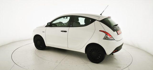 LANCIA Ypsilon 1.2 69 CV 5 porte GPL Ecochic Gold