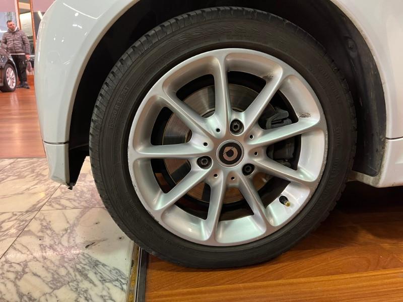 SMART fortwo 1000 52 kW MHD coupé pure