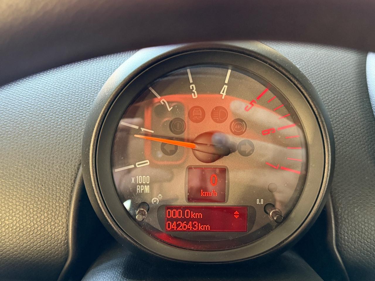 Mini One D Countryman 1.6d 90cv —SOLO 42.000KM—