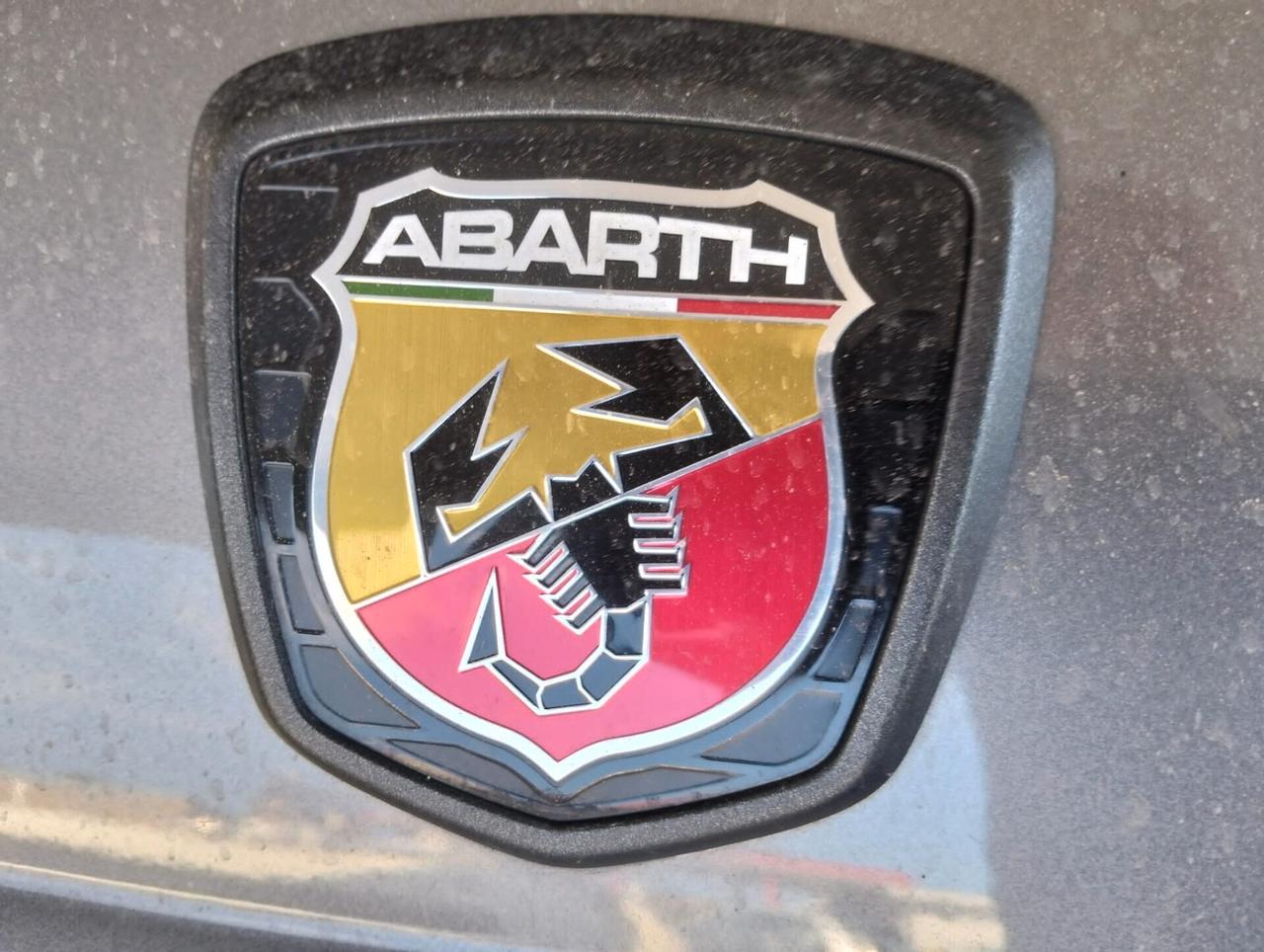Abarth 595 1.4 Turbo T-Jet 180 CV Competizione 2022