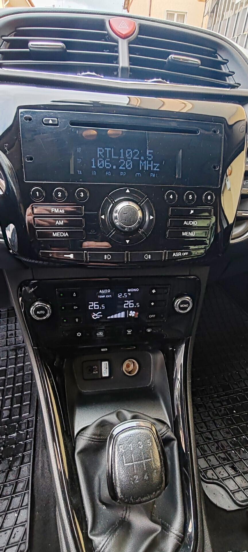 Lancia Delta 1.6 MJT DPF 120cv PREZZO PROMO