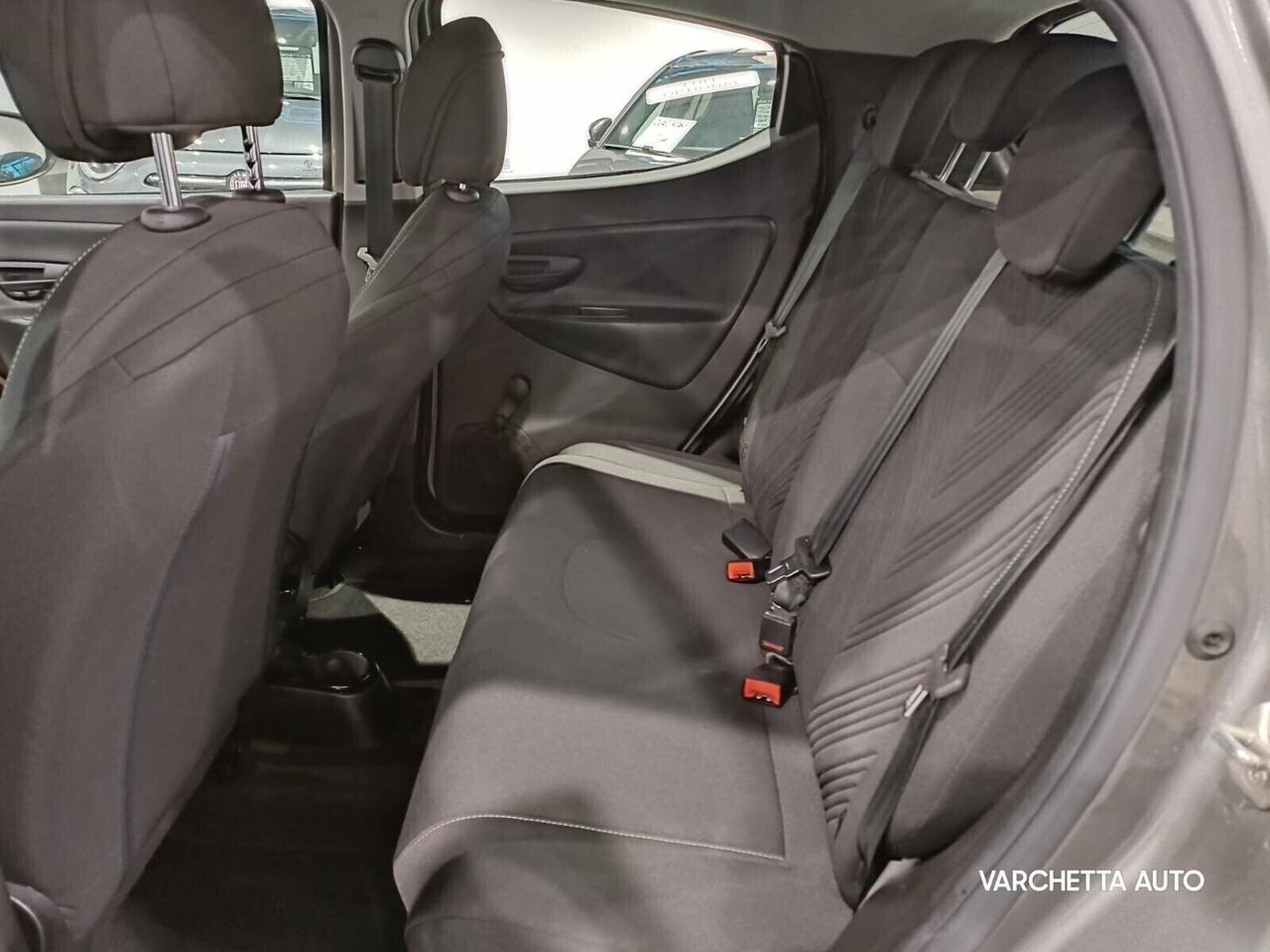 Lancia Ypsilon 1.0 FireFly 5 porte S&S Hybrid Gold Plus