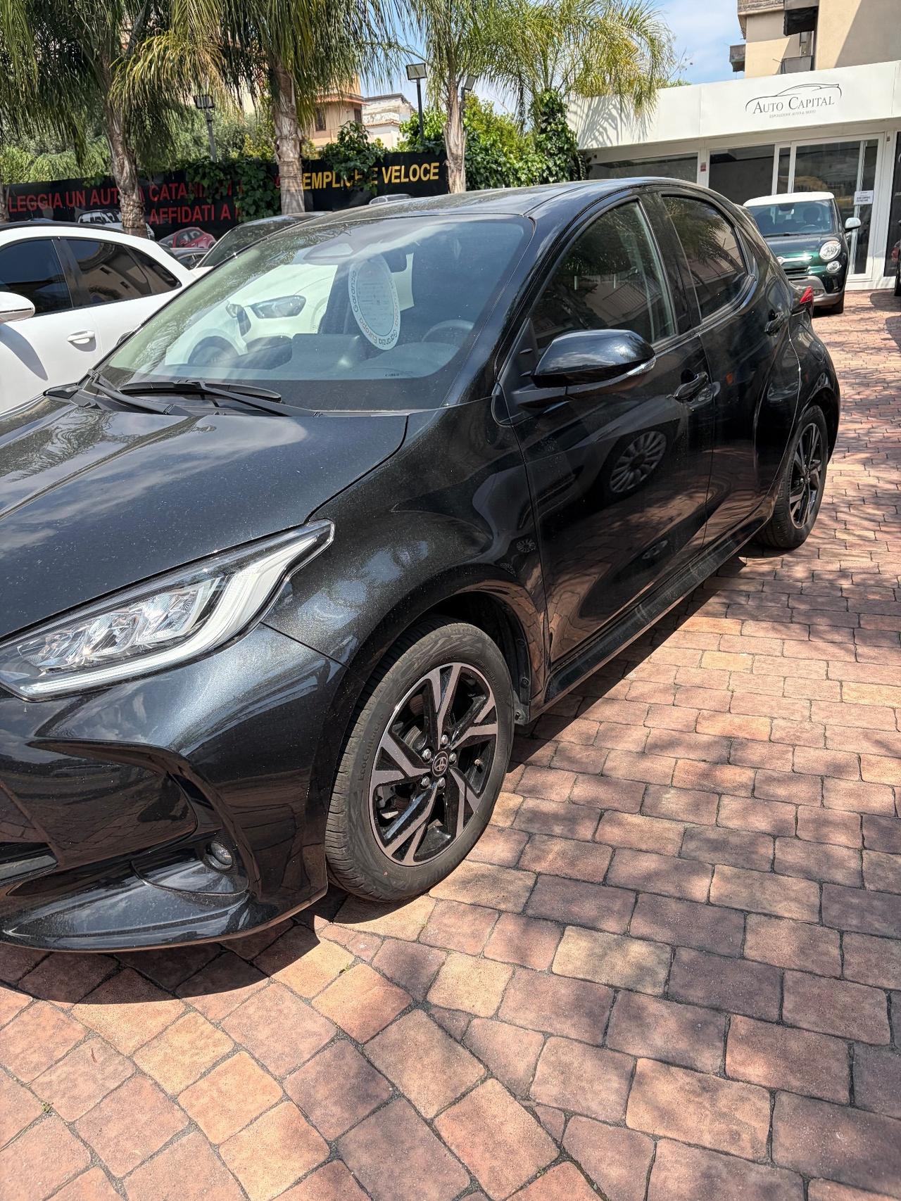 Toyota Yaris 1.5 Hybrid 5 porte Trend