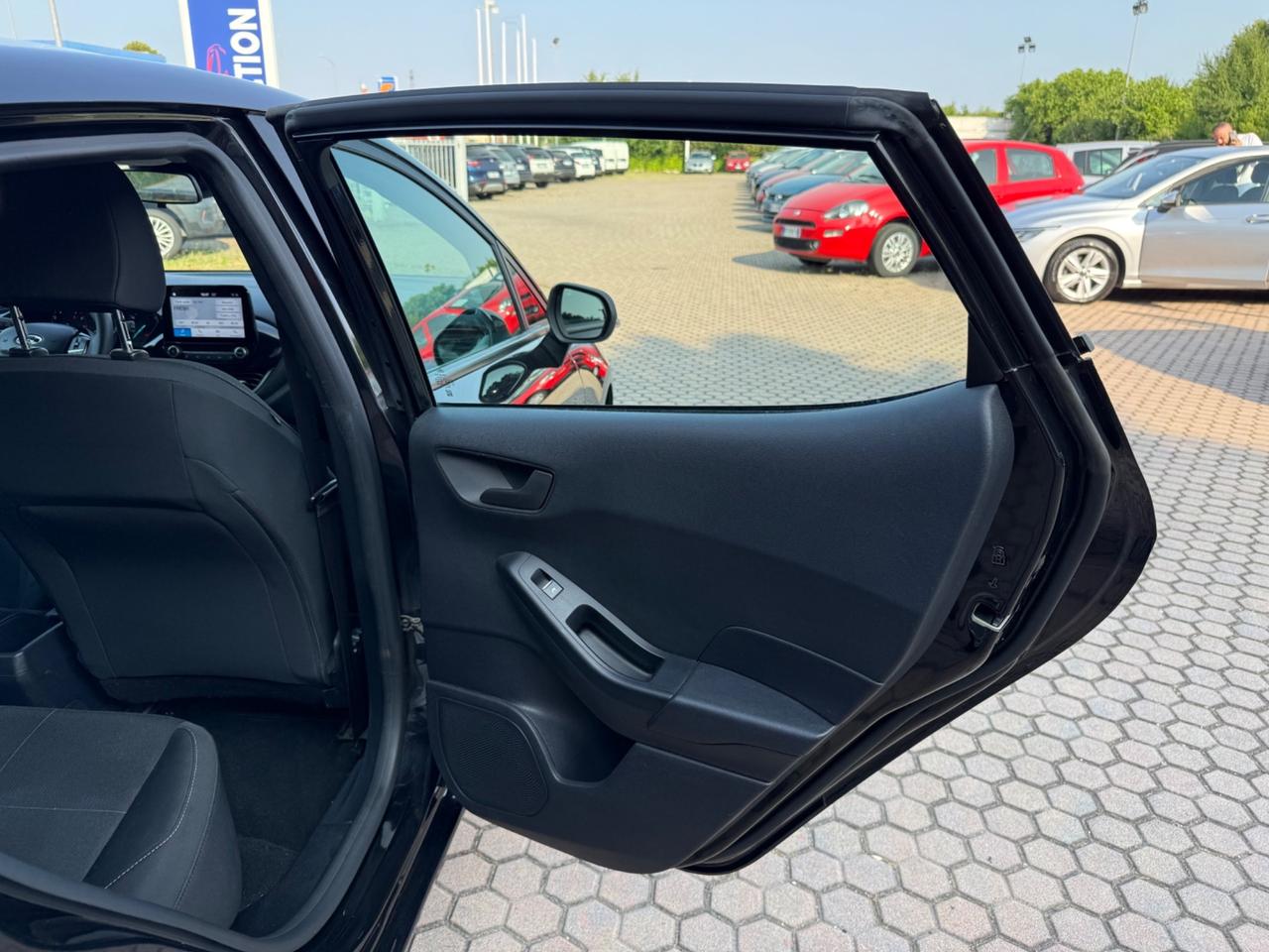 Ford Fiesta 1.0 Ecoboost Hybrid 125 CV 5 porte OK NEOPATENTATI