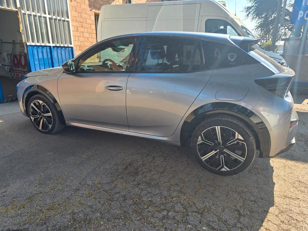 Lancia Ypsilon Hybrid e-DCT LX rate 99,00
