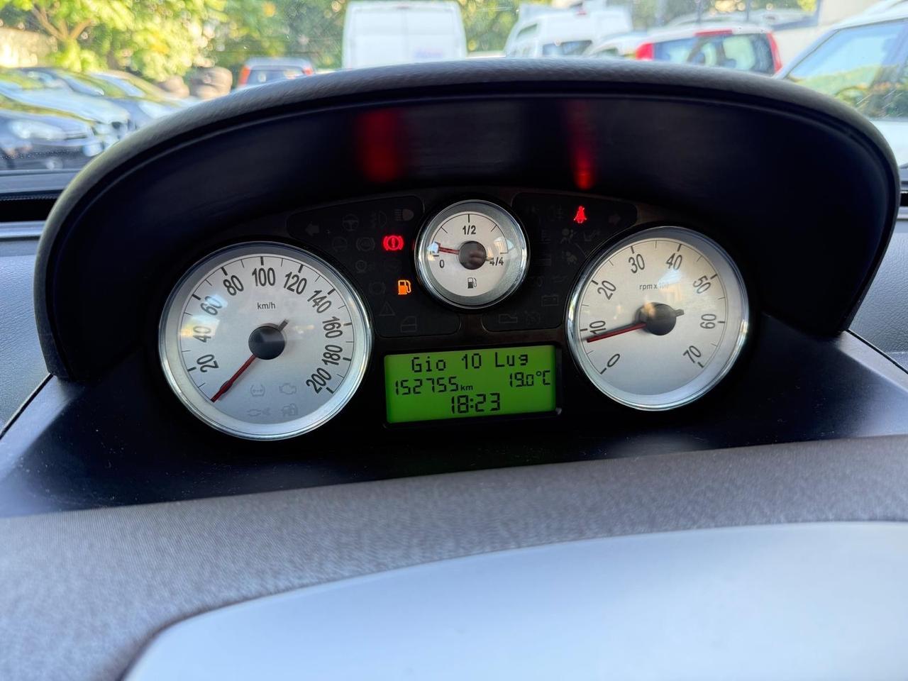 Lancia Ypsilon 1.2 Versus