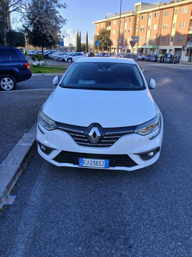 RENAULT Megane Mégane dCi 8V 110 CV EDC Energy Bose