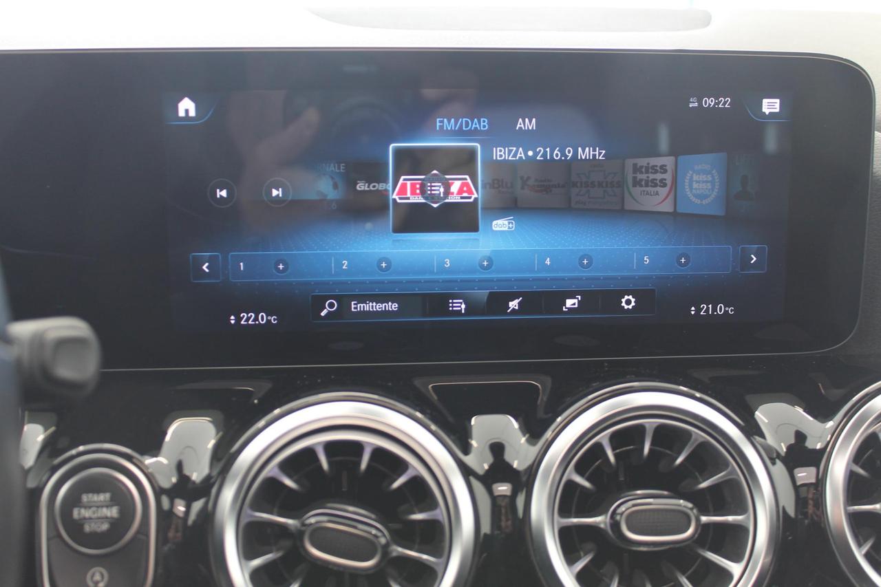 Mercedes GLA 200 d Auto Sport Plus TETTO + FULL LED