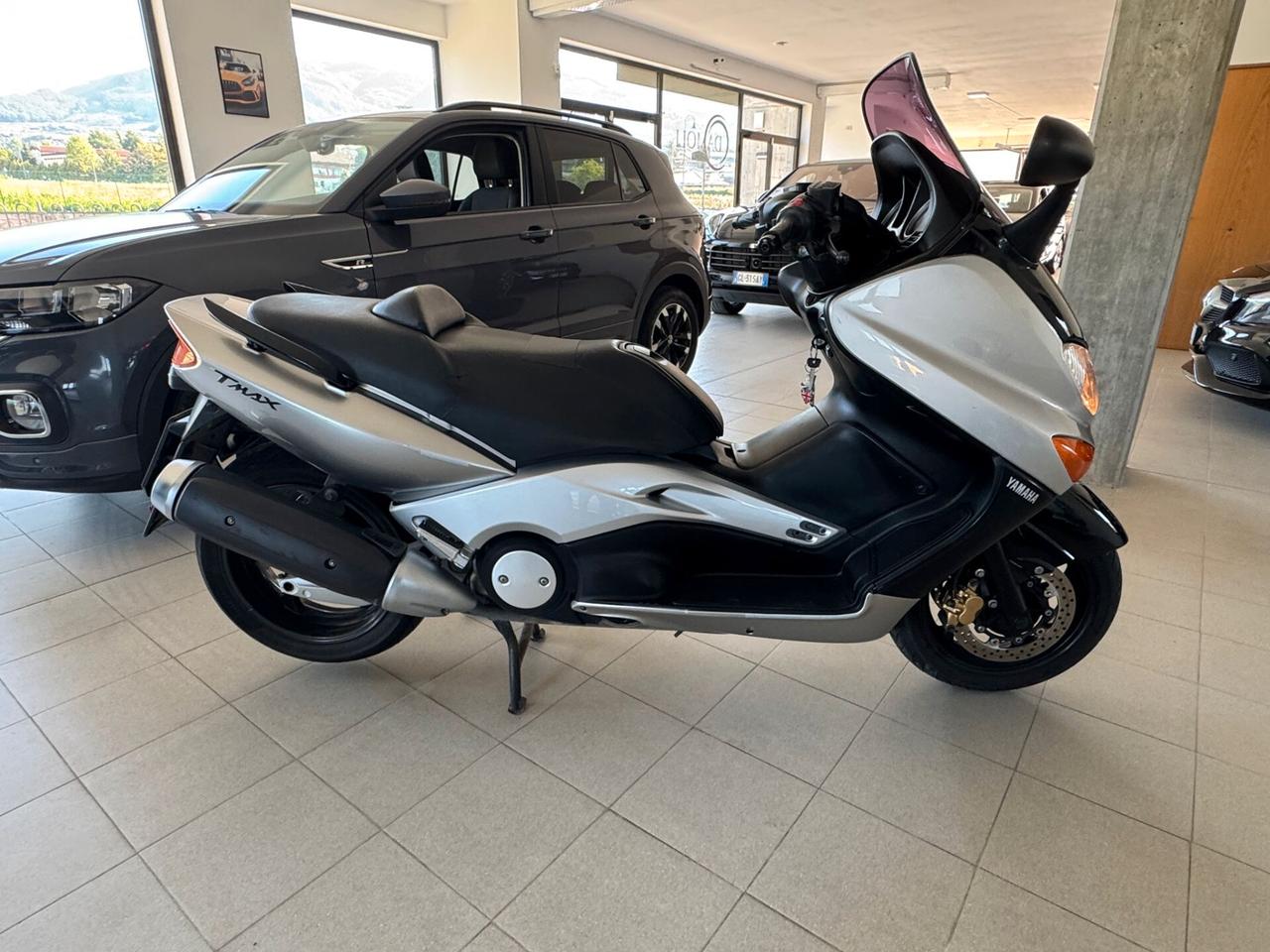 YAMAHA T-MAX 500