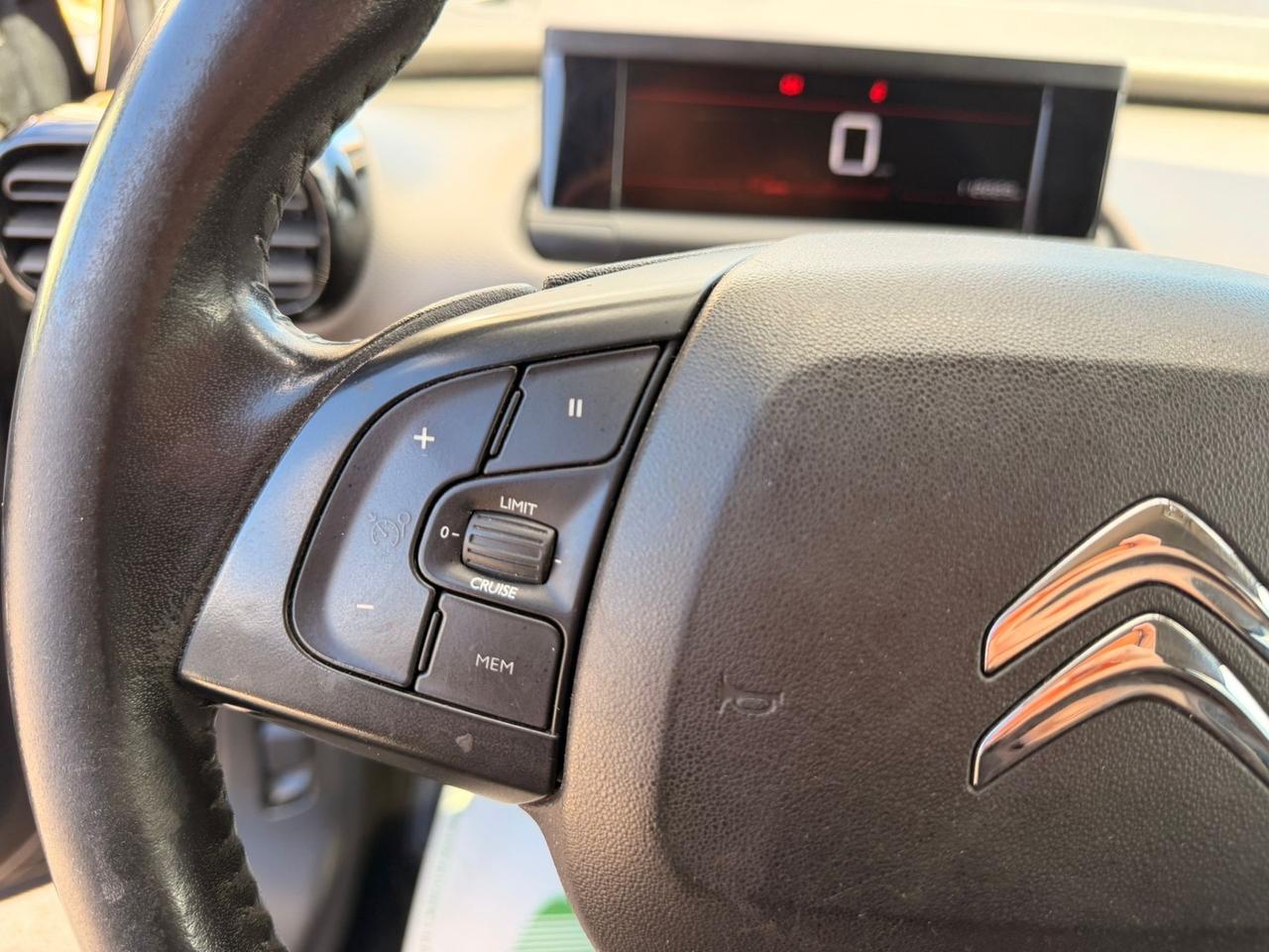 Citroen C4 Cactus 1.5 BlueHdi 100cv SHINE FULL OPTIONAL