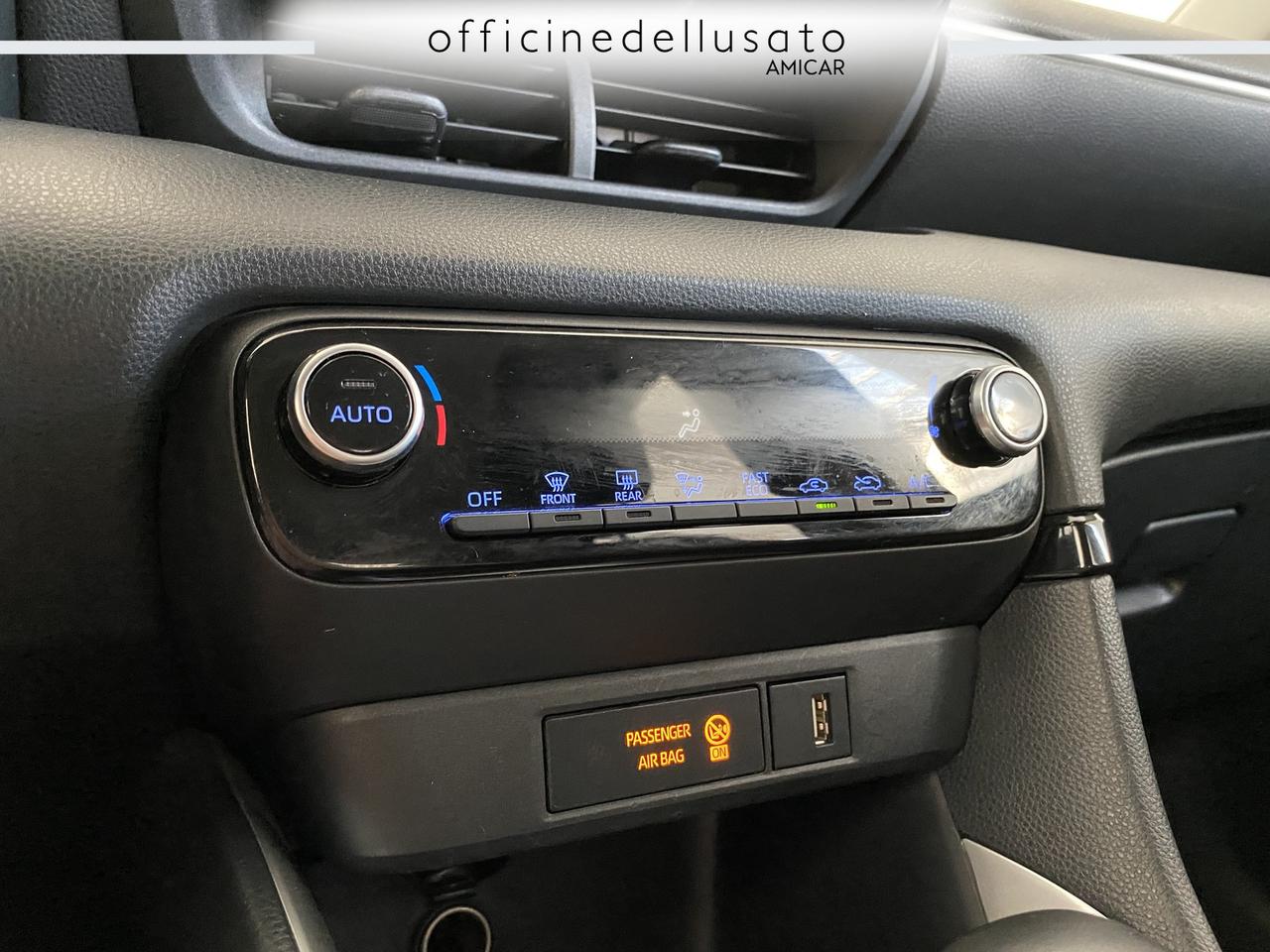 Toyota Yaris 1.5 hybrid active e-cvt