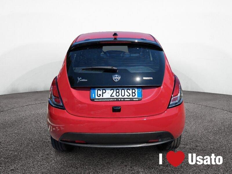 Lancia Ypsilon NUOVA My23 1.0 Firefly 70 CvStart&Stop Hybrid Gold