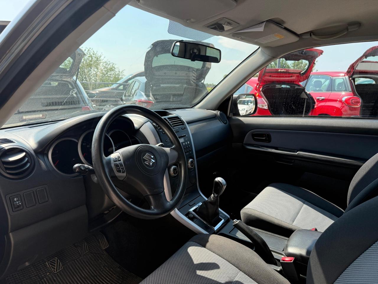 Suzuki Grand Vitara 4x4 1.6 Benzina Neopatentati
