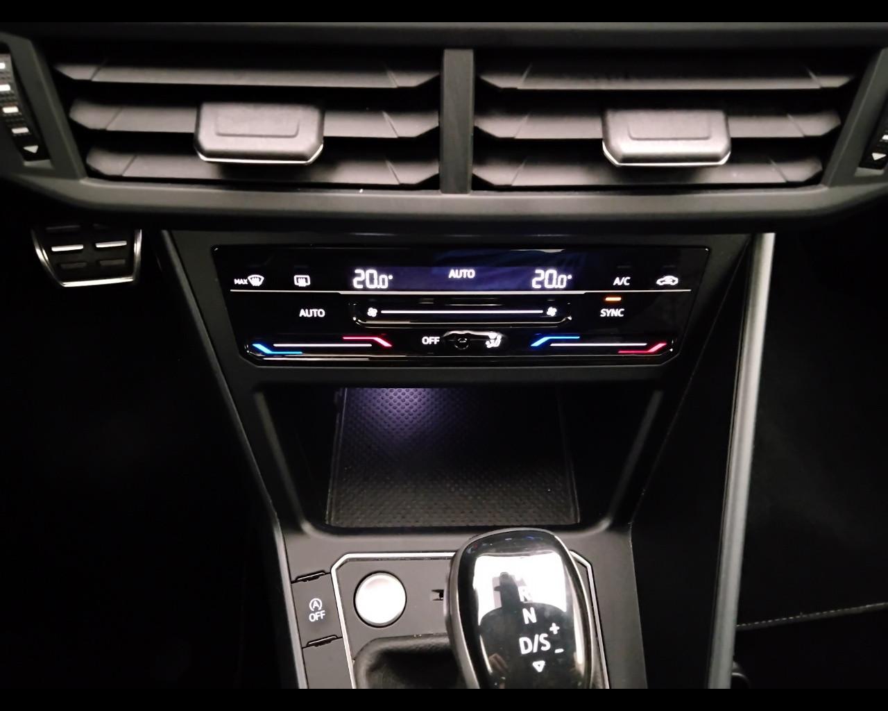 VOLKSWAGEN Taigo - Taigo 1.5 tsi R-Line 150cv dsg