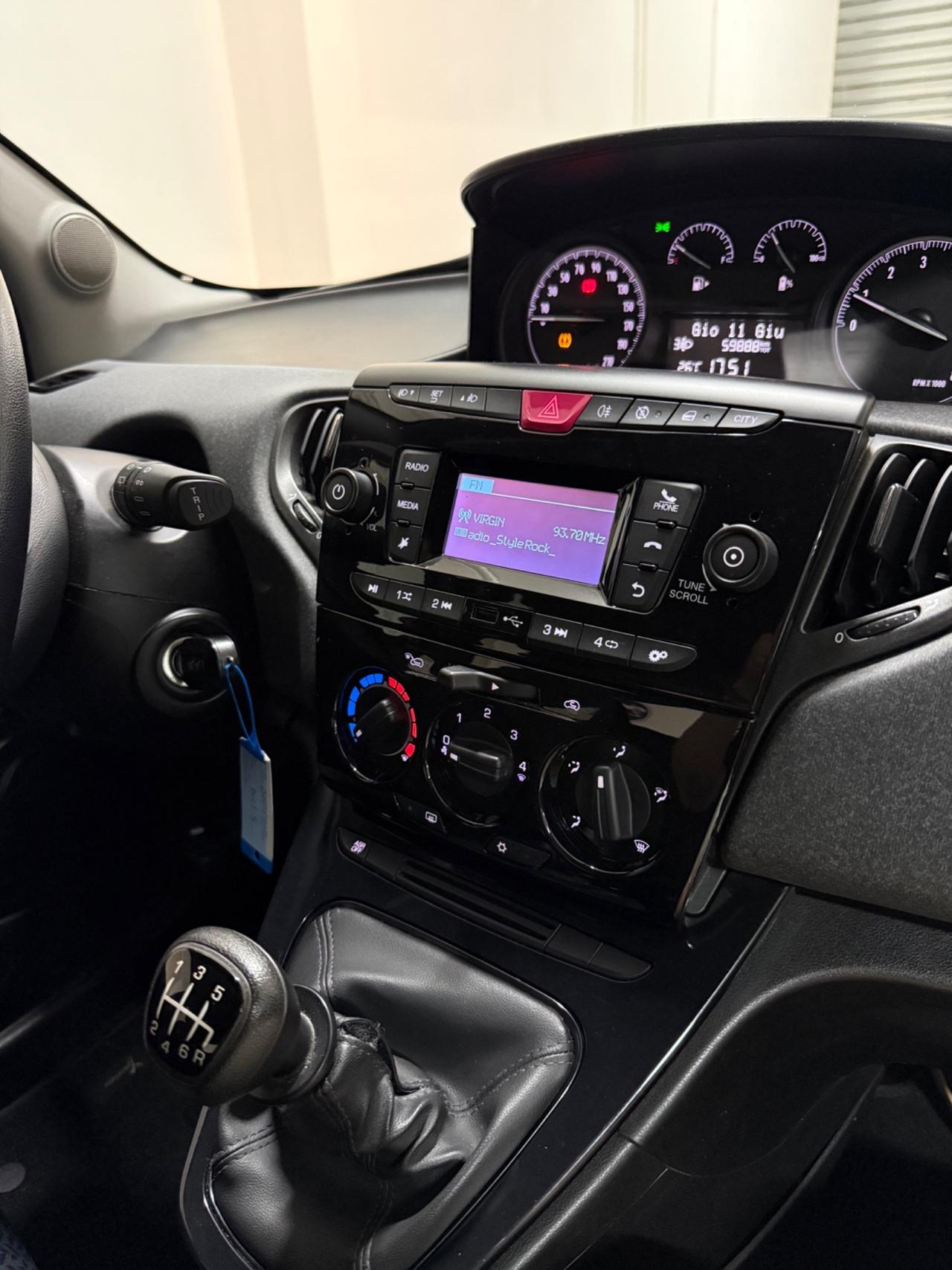 Lancia Ypsilon Hybrid Ecochic Silver IVA ESPOSTA