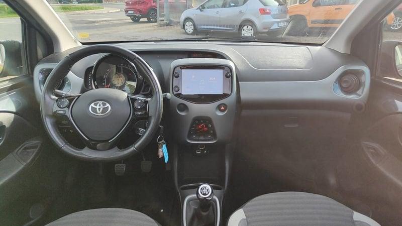 Toyota Aygo Aygo Connect 1.0 VVT-i 72 CV 5 porte x-wave