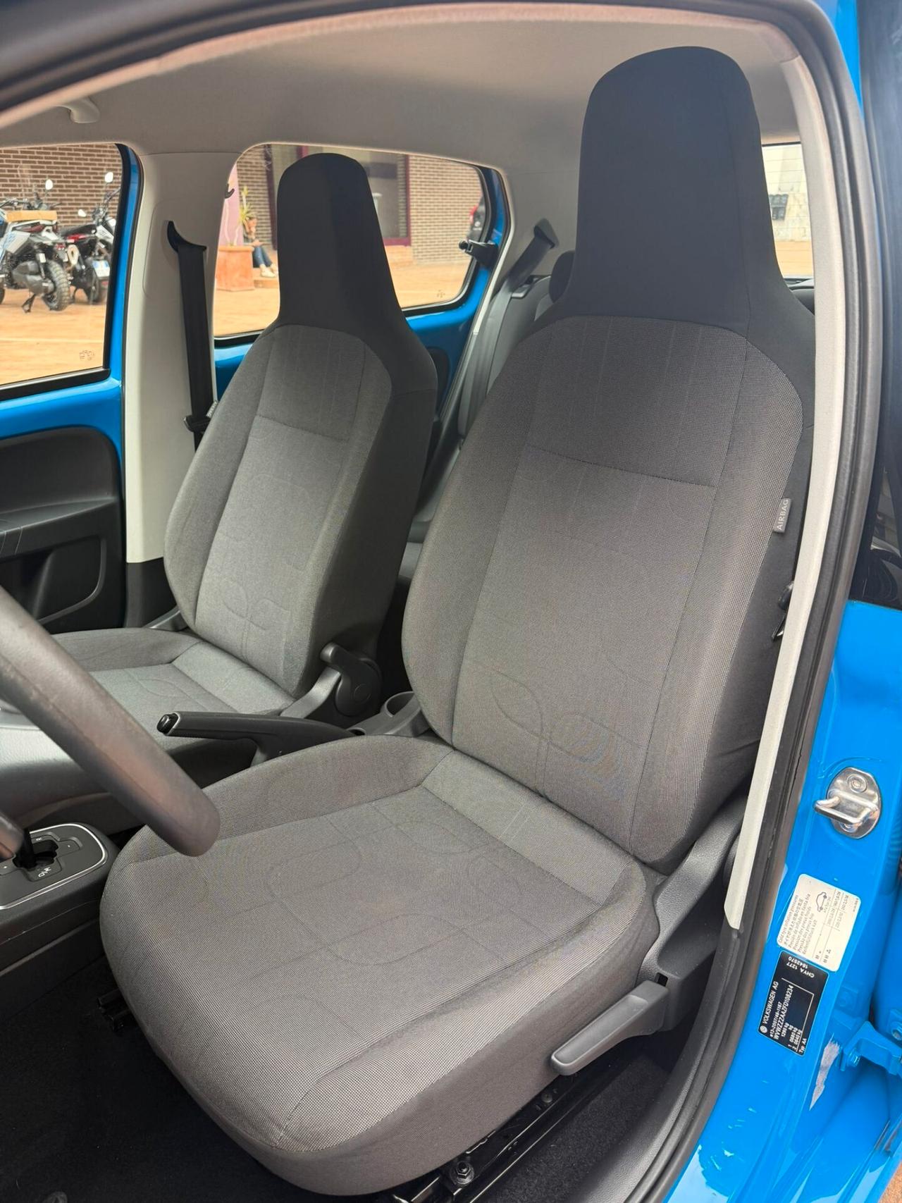 Volkswagen up! 1.0 5p. move ASG