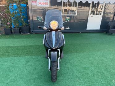 Piaggio Beverly 300