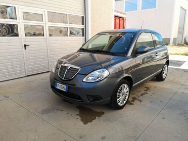 Lancia Ypsilon 1.3 MJT 75 CV Diva