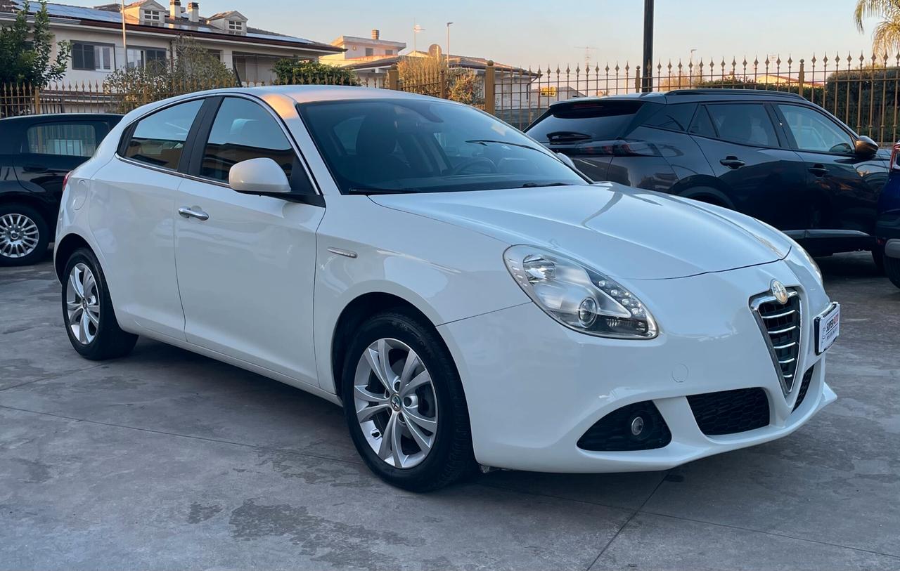 ALFA ROMEO Giulietta 1.6 JTDm-2 105CV DISTINCTIVE
